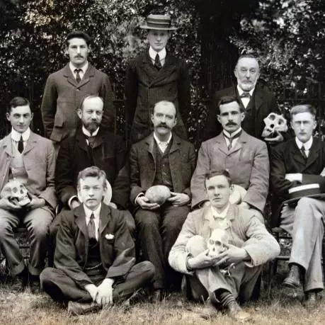 Oxford Biologists in 1901, including embryologist J.W. Jenkinson (mid-row, second from right). Courtesy of the Department of Biology, University of Oxford